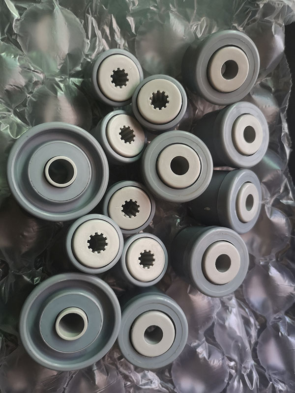 Plastic roller bearing End cap