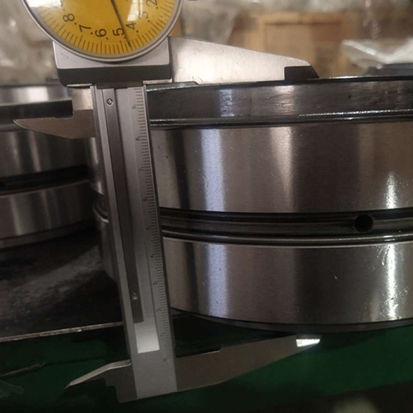 tapered roller bearings 